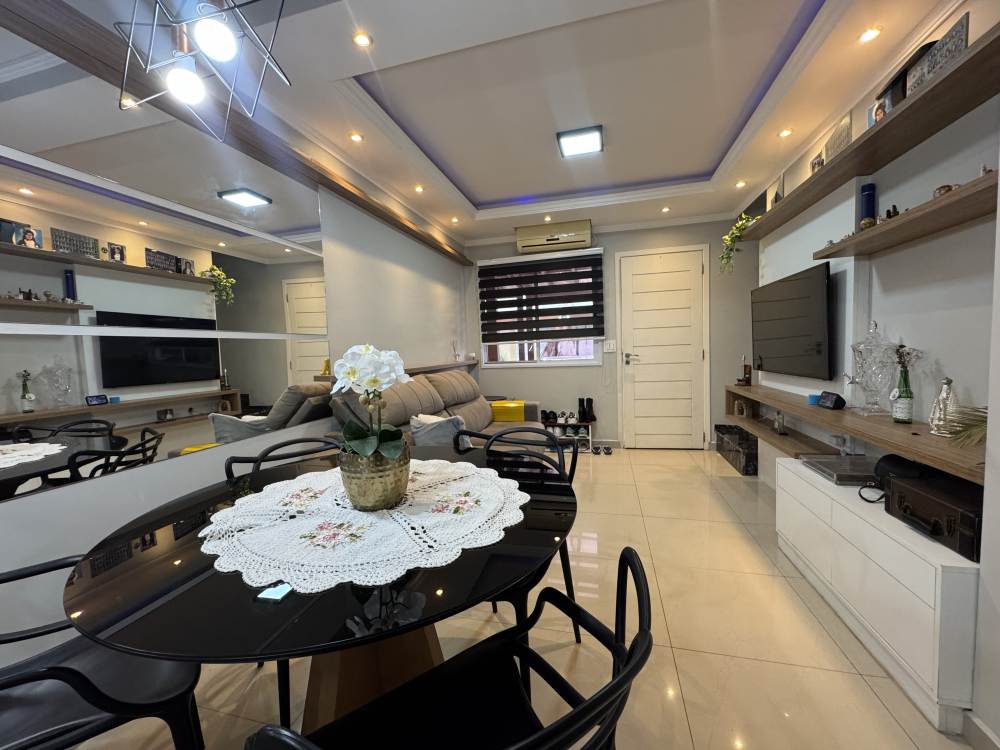 Sobrado em Condomínio Igara Canoas 