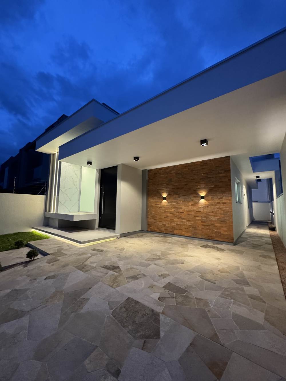 Casa/Sobrado Montserrat Canoas 