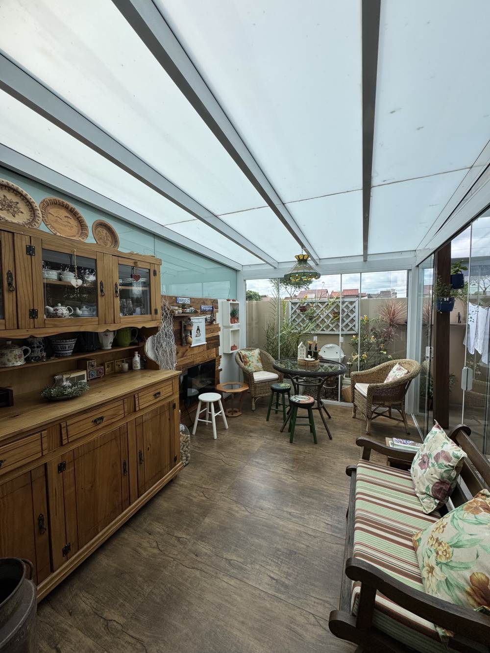 Sobrado em Condomínio Estância Velha Canoas 