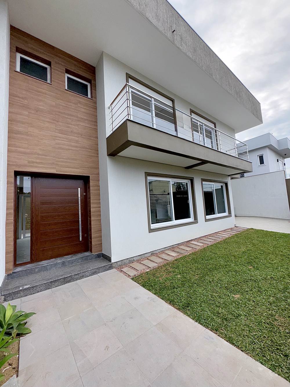 Sobrado Montserrat Canoas 