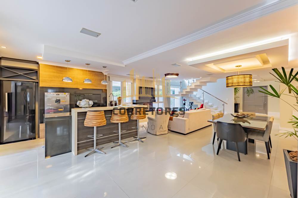 Sobrado em Condomínio Marechal Rondon Canoas 