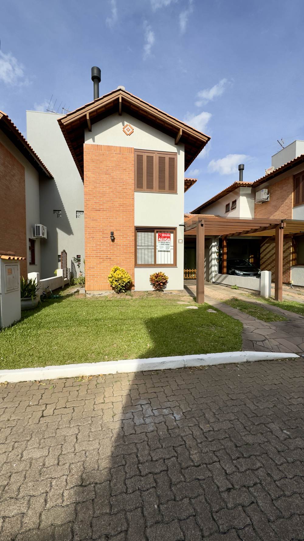 Sobrado em Condomínio Igara Canoas 